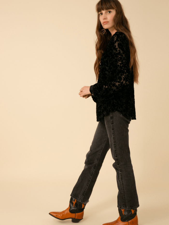 Hale-Bob-Alicia-Black-Velvet-Burnout-Top 38WP202S izzi-of-baslow