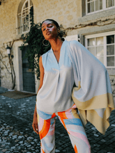 Herzen’s Angelegenheit Knitwear One Size Herzen’s Angelegenheit Summer Cape In Denim Haven 25241-5003 izzi-of-baslow