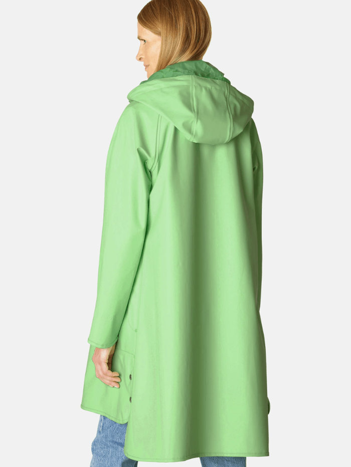 Ilse-Jacobsen-Raincoat-In-Bright-Green-Rain71-495 izzi-of-baslow