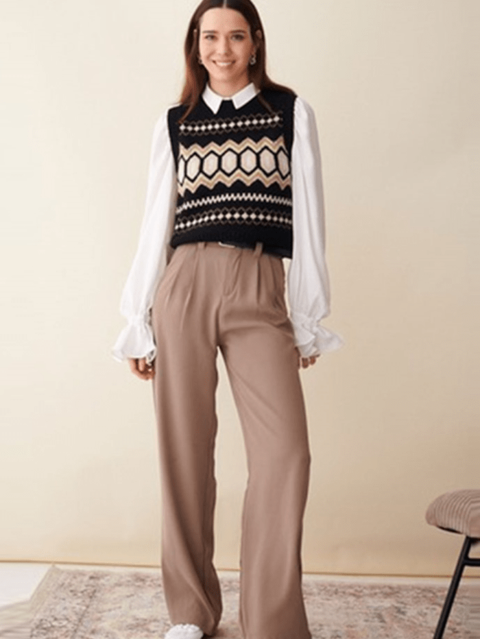 & Isla Knitwear & Isla Eliana Fairisle Vest In Black Multi IF4C-192 izzi-of-baslow