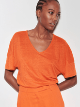Luisa-Cerano-Linen-T-Shirt-In-Burnt-Orange-398130-7687-Col-0646-izzi-of-baslow