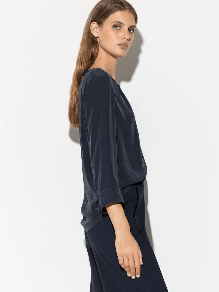 Luisa-Cerano-Navy-Flowing-Blouse-Shirt-297504 3597 Col 0292 izzi-of-baslow