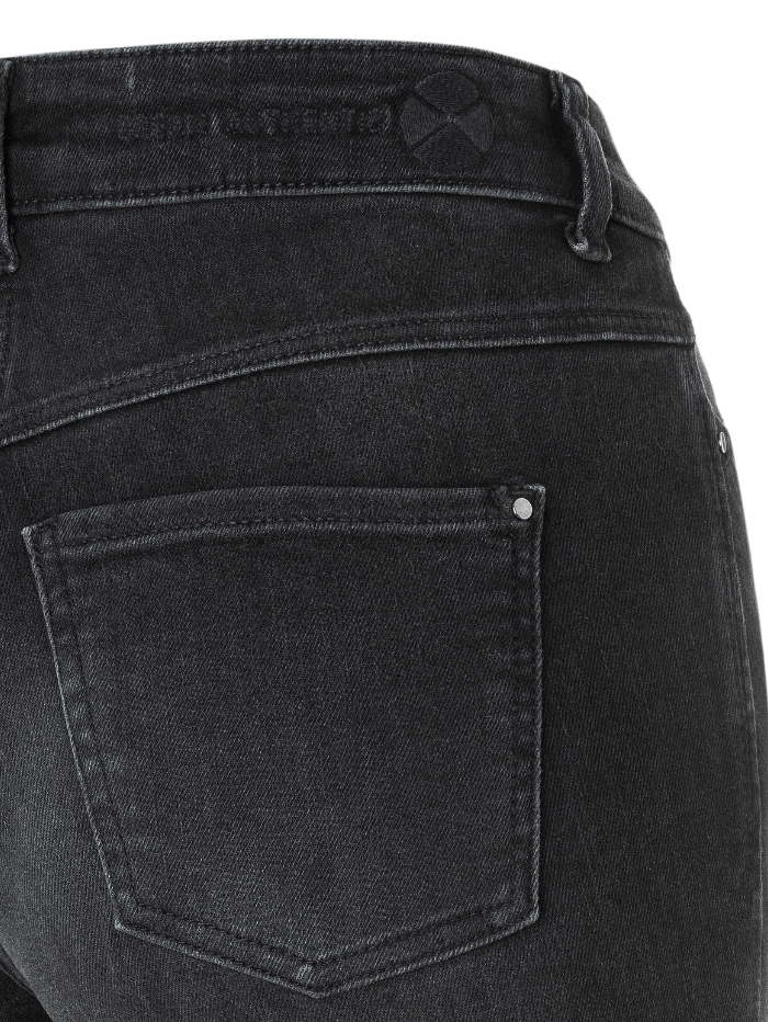 Mac-Jeans-DREAM-BOOT-Authentic-Black-Jeans 5429 0358L D949-of-baslow