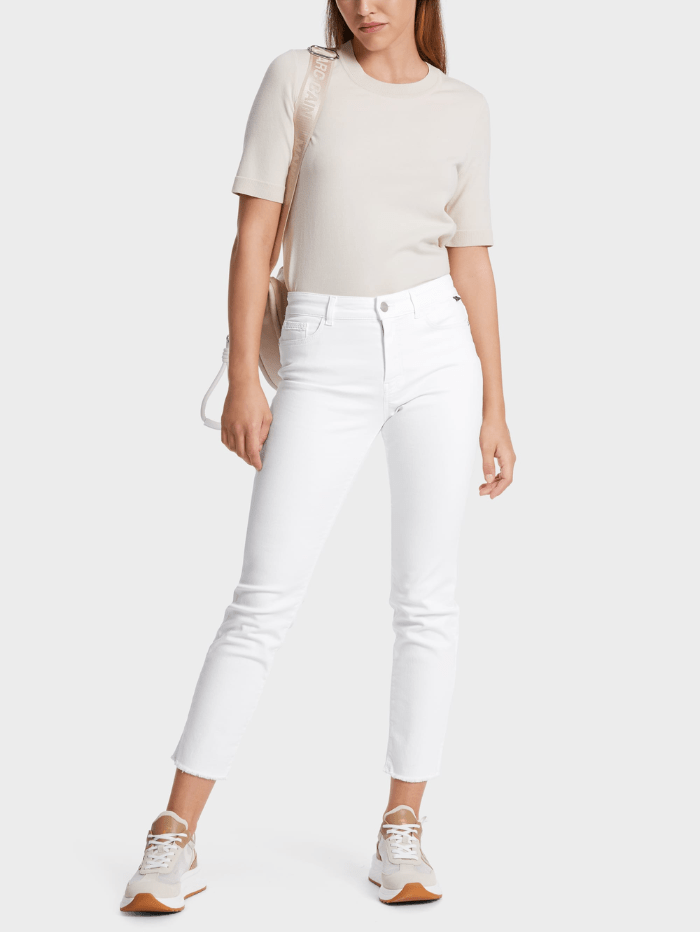 Marc-Cain-SILEA-Slim-Fit-White-Jeans WP 82.04 D50 Col 100 izzi-of-baslow