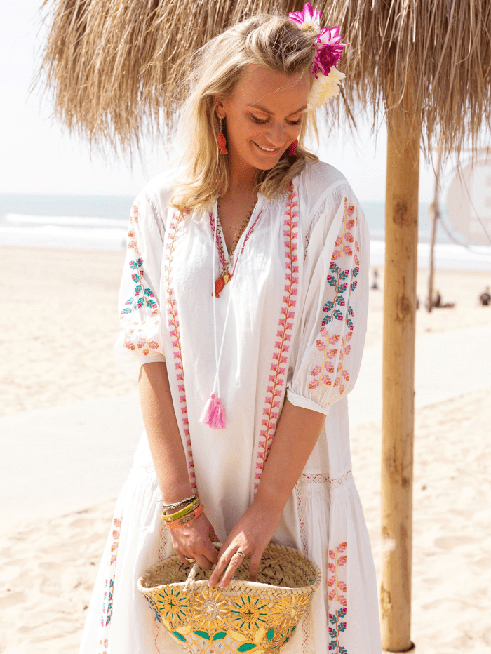 Beach White Embroidered Summer Dress Fashion Sexy Spaghetti Strap White Dress Woman Summer Embroidery Mesh Lace Beach White Embroidered Summer Dress Fashion Sexy Spaghetti Strap White Dress Woman Summer Embroidery Mesh Lace