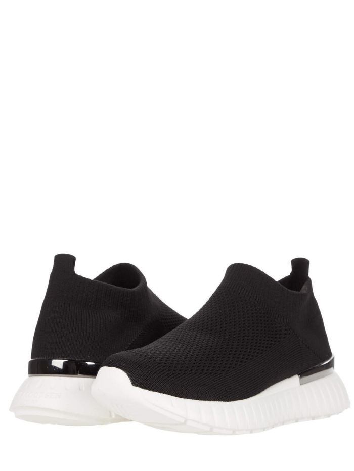 Ilse Jacobsen Shoes Ilse Jacobsen Black Slip On Trainers TULIP4070 001 izzi-of-baslow