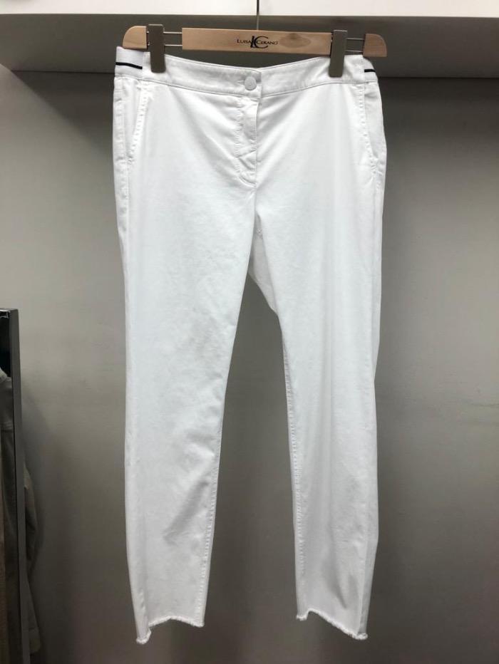 Luisa Cerano Trousers Luisa Cerano Slim Fit Trousers With Elasticated Waist White 618164/1883 100 izzi-of-baslow
