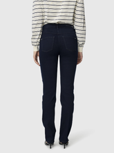 Mac-Jeans-Mac-Dream-Straight-Leg-Jeans-5401 0355L D801 Dark-Blue-Rinsewash izzi-of-baslow