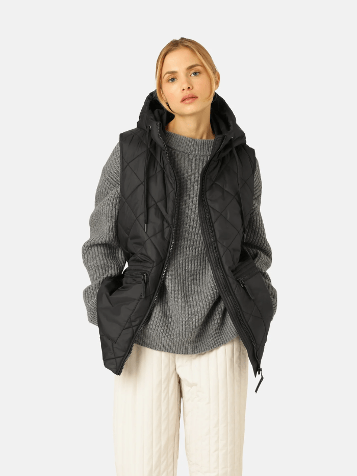 Ilse-Jacobsen-Black Paded-Gilet- AERIAL04 001 izzi-of-baslow