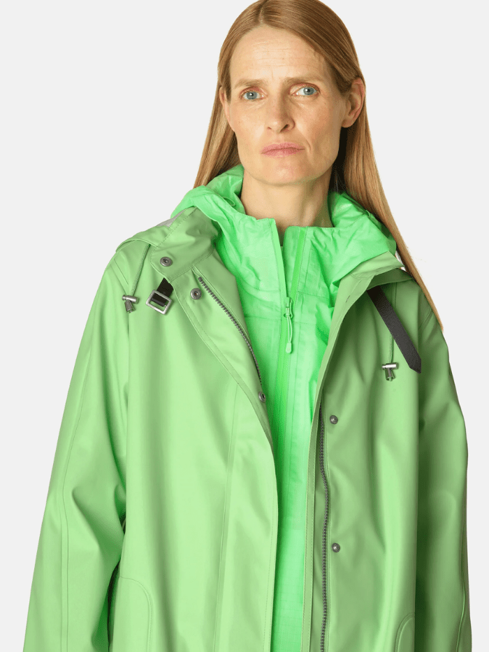 Ilse-Jacobsen-Raincoat-In-Bright-Green-Rain71-495 izzi-of-baslow