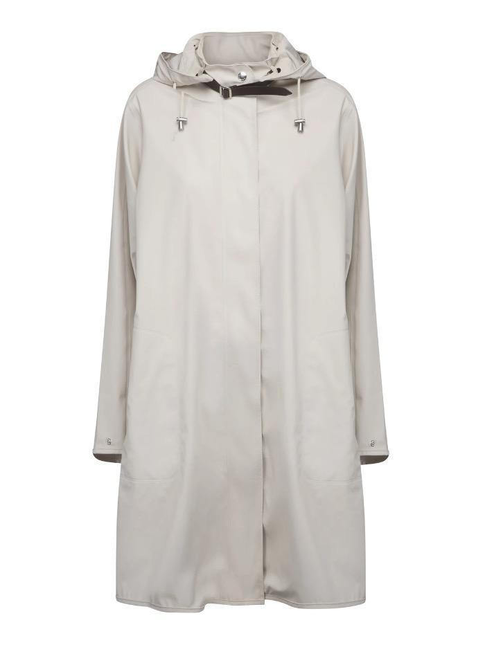 Ilse-Jacobsen-Raincoat-Milk-Creme Rain71 121 izzi-of-baslow