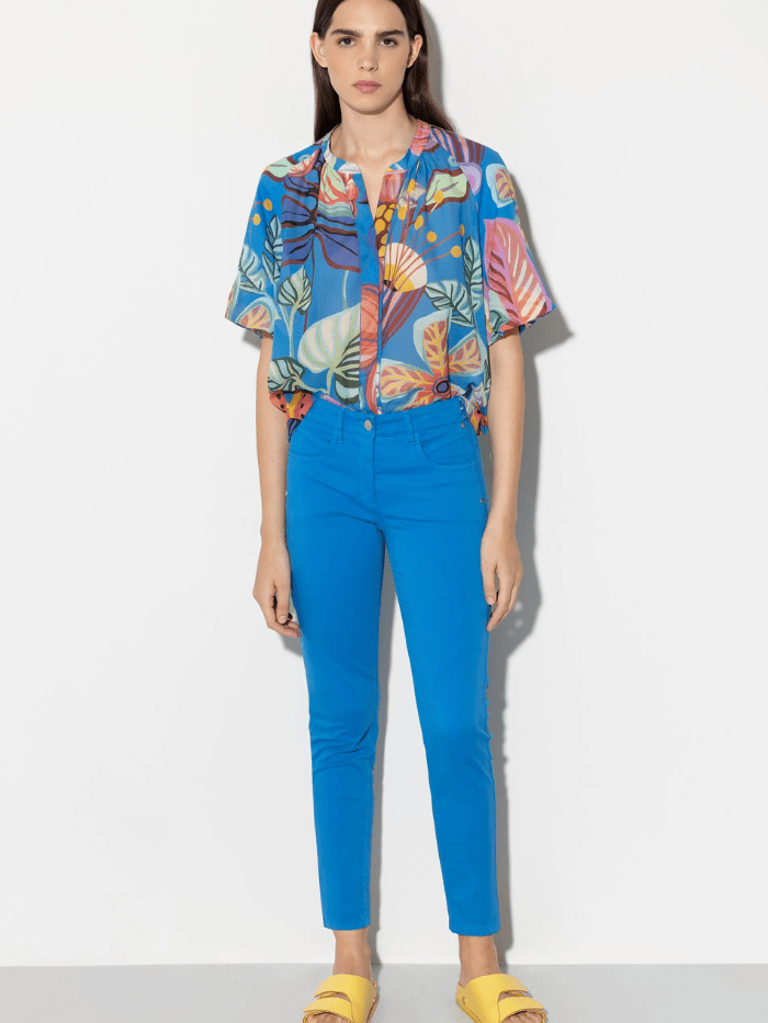 Luisa-Cerano-Stretch-Skinny-Denim-Jeans-In-Azure-697600-1883-Col-0235-izzi-of-baslow