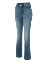 Mac-Jeans-DREAM-BOOT-Authentic-Super-Vintage-Jeans-5429 0358L D472-izzi-of-baslow