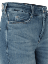 Mac-Jeans-DREAM-BOOT-Authentic-Super-Vintage-Jeans-5429 0358L D472-izzi-of-baslow