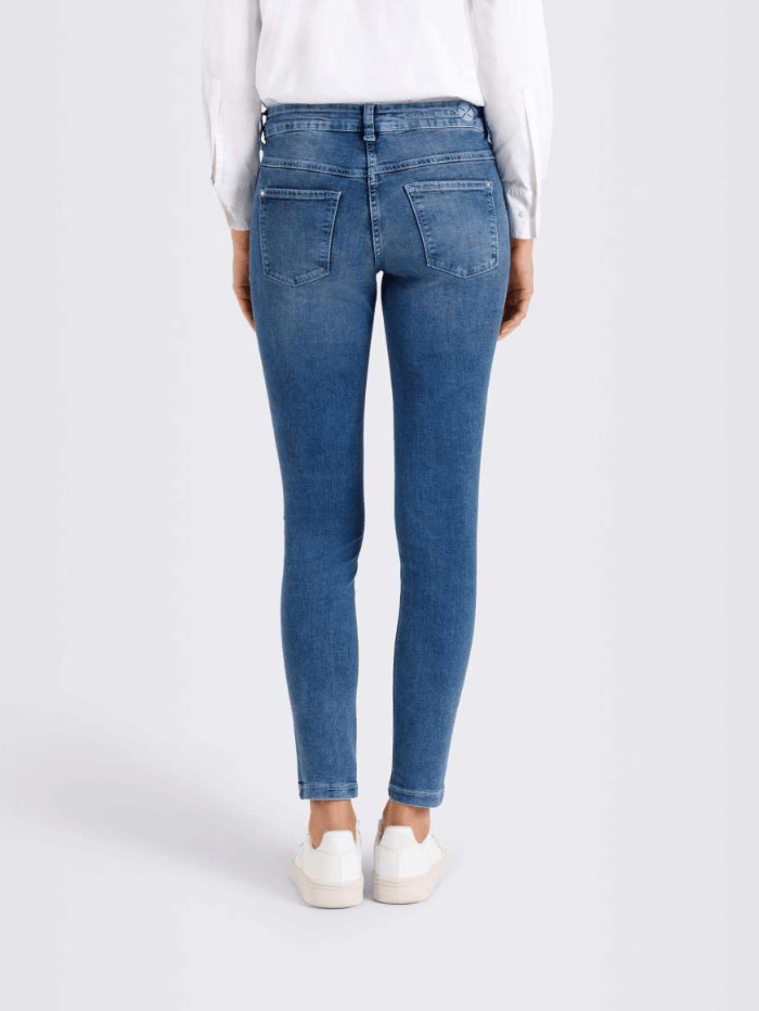 Mac Jeans Jeans Mac Skinny M Authentic Jeans In Summer Blue Wash 5457 90 0356L D432 izzi-of-baslow