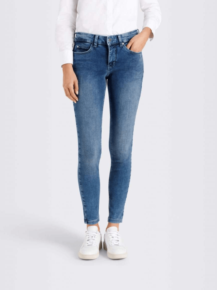 Mac Jeans Jeans Mac Skinny M Authentic Jeans In Summer Blue Wash 5457 90 0356L D432 izzi-of-baslow