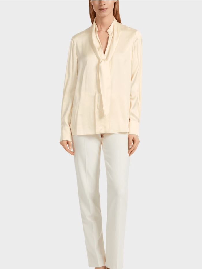 Marc-Cain-Collections-Cream-Blouse-With-Scoop-Neck VC 51.30 W60 COL 116