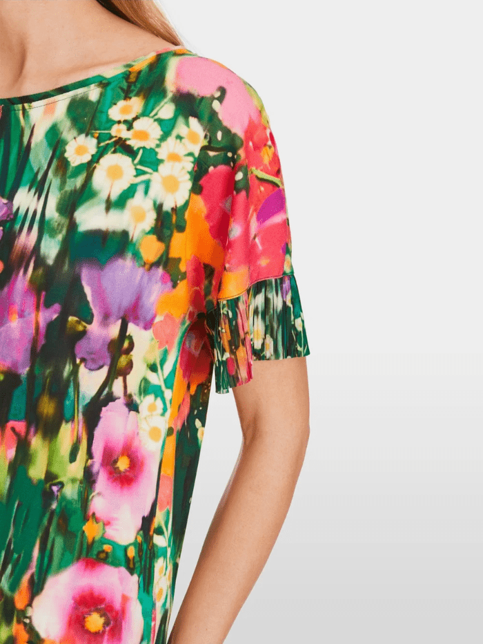 Marc-Cain-Collections-Top-With-Pleated-Sleeves-XC 48.27 J04-COL-558 izzi-of-baslow