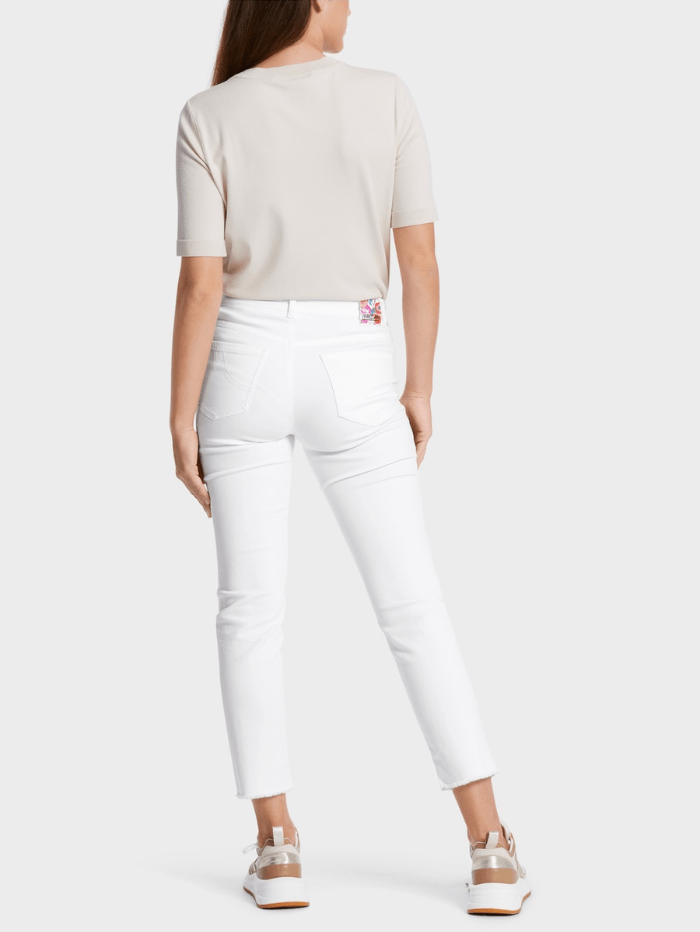 Marc-Cain-SILEA-Slim-Fit-White-Jeans WP 82.04 D50 Col 100 izzi-of-baslow