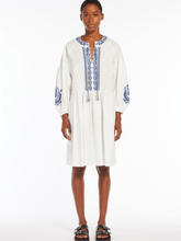 Weekend-By-Max-Mara-White-Cotton-Poplin-Dress-2415221182-Col-033-izzi-of-baslow