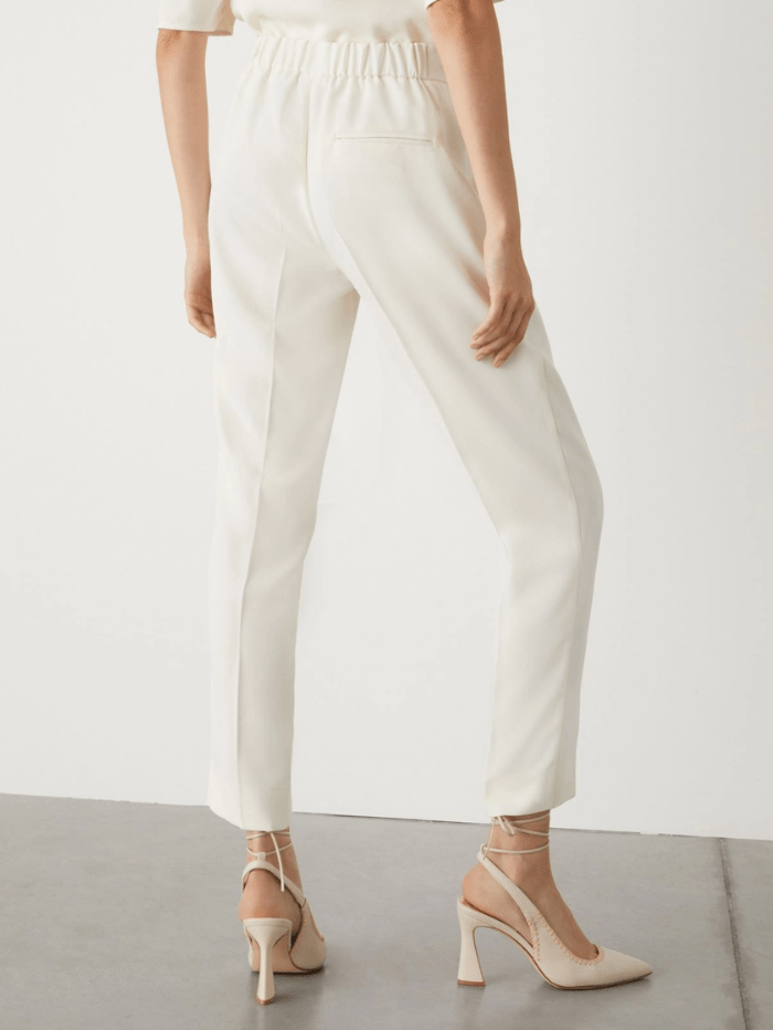 Marella-IZABEL-Crepe-Trousers-In-Wool-White 24131310232 Col 001 izzi-of-baslow