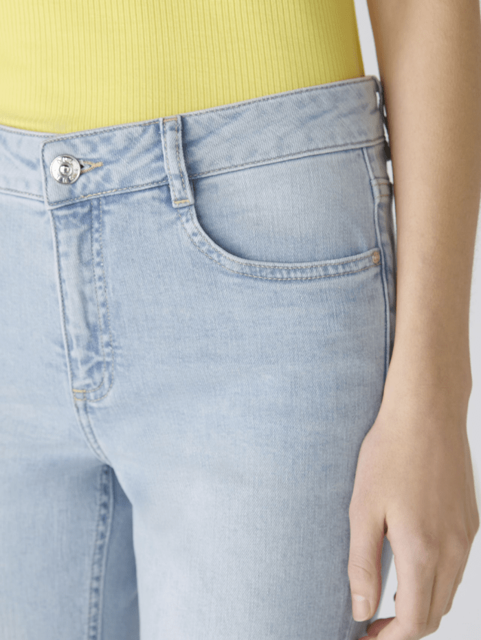 Oui-Cropped-Mid-Waist-Jeans-In-Light-Blue-87534-Col-5300-izzi-of-baslow