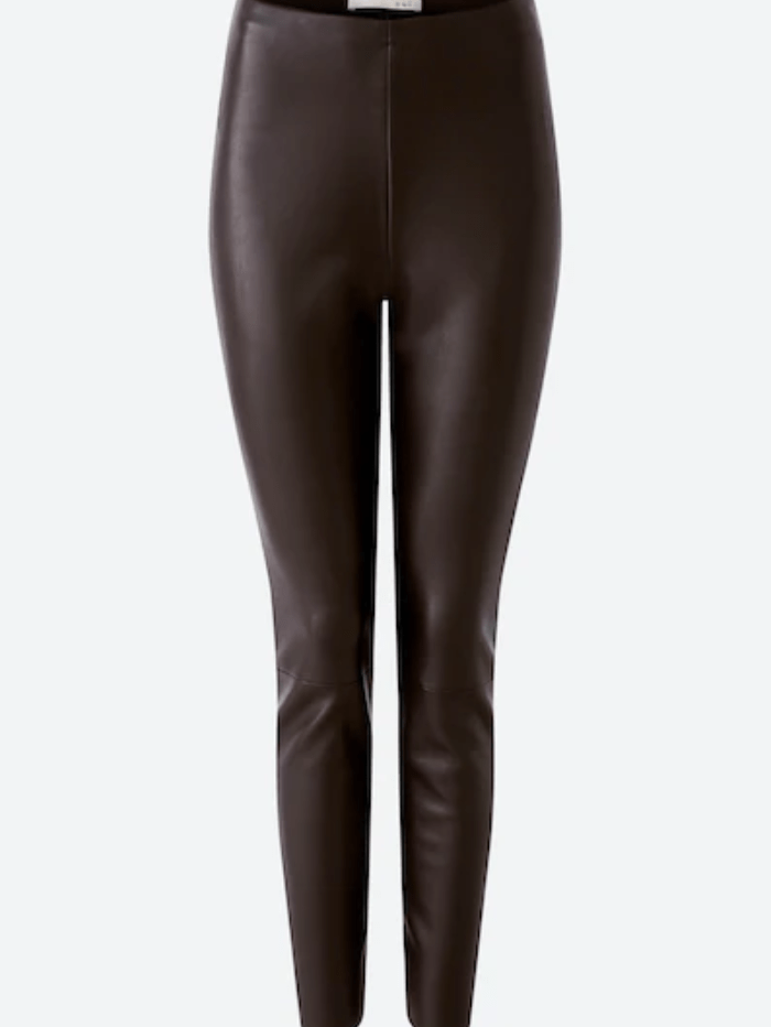 Oui-Fun-Leather-Chasey-Leggings-In-Dark-Brown-80039 Col 8980-of-baslow