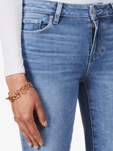 Paige-Amber-Cropped-Mid-Rise-Stretch-Denim-Jeans 6804E77 4717 izzi-of-baslow