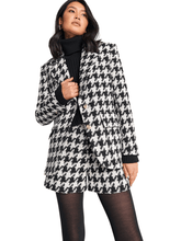 Riani-Black-Patterned-Giant-Houndstooth-Blazer 381750 4179 Col 987 izzi-of-baslow