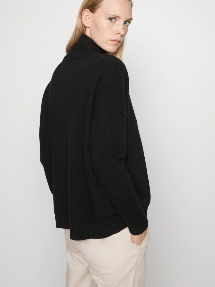 Weekend-By-Max-Mara-Benito-Jumper-in-Black 23536607336 Col 011