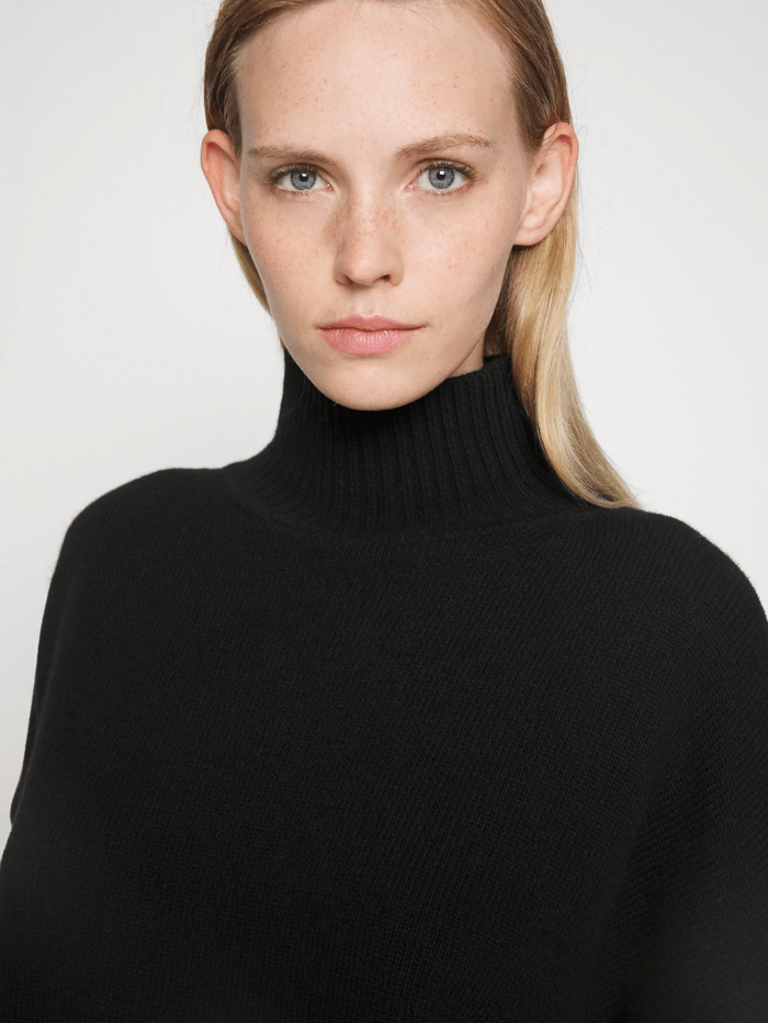 Weekend-By-Max-Mara-Benito-Jumper-in-Black 23536607336 Col 011