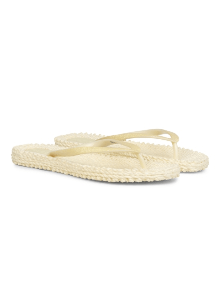 Ilse Jacobsen Shoes Ilse Jacobsen Glitter Flip Flops Cheerful 01 Pear Sorbet izzi-of-baslow