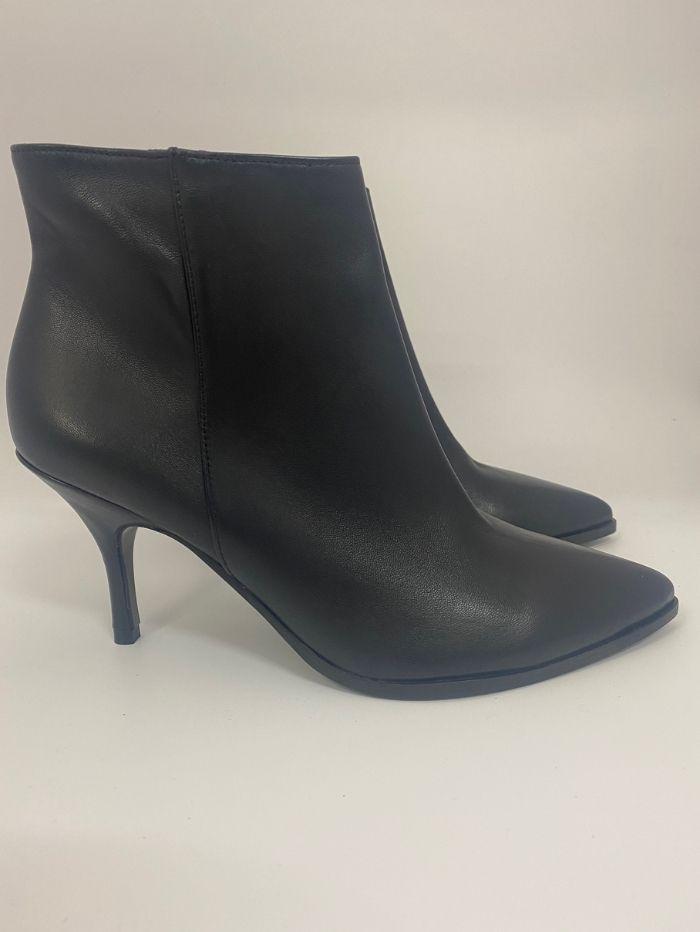 Kennel &amp; Schmenger Shoes Kennel &amp; Schmenger Black Leather Ankle Boot 21-77110-310 izzi-of-baslow