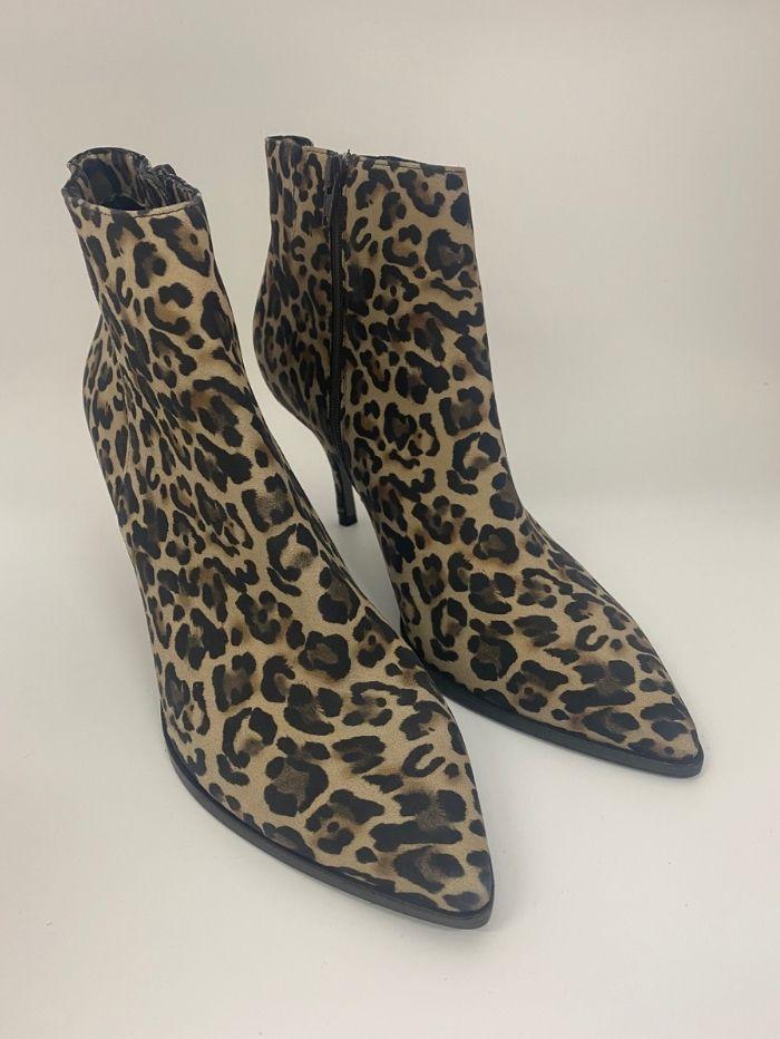 Kennel &amp; Schmenger Shoes Kennel &amp; Schmenger Leopard Print Ankle Boot 21-77110-374 izzi-of-baslow