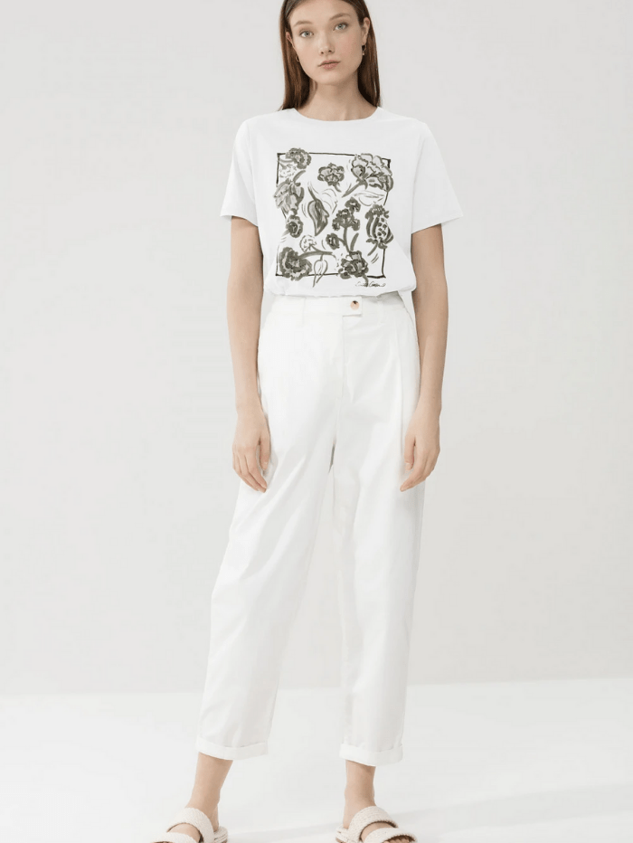 Luisa Cerano Tops Luisa Cerano White T Shirt With Floral Print 338732/7663 0100 izzi-of-baslow