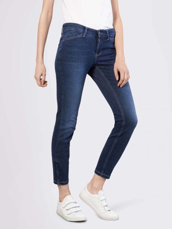 Mac-Jeans-Dream-Chic-Jeans-5471 0355L D853-Dark-Used-Blue-izzi-of-baslow
