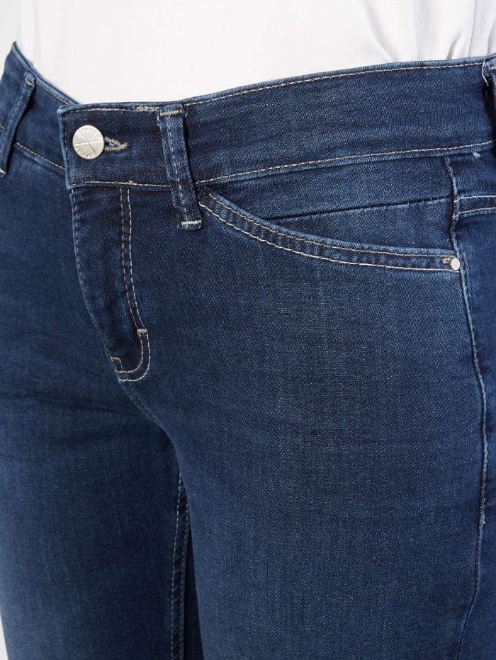 Mac-Jeans-Dream-Chic-Jeans-5471 0355L D853-Dark-Used-Blue-izzi-of-baslow