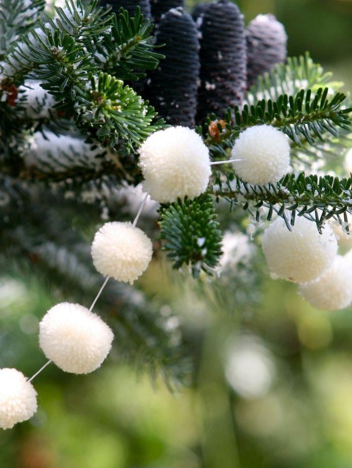 Pom Pom Galore Gifts One Size Pom Pom Galore White Pom Pom Garland izzi-of-baslow