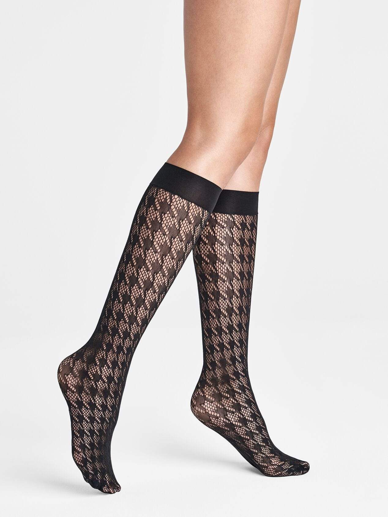 Wolford Accessories Wolford Dylan Black Houndstooth Lace Patterned Knee Highs 31570 izzi-of-baslow
